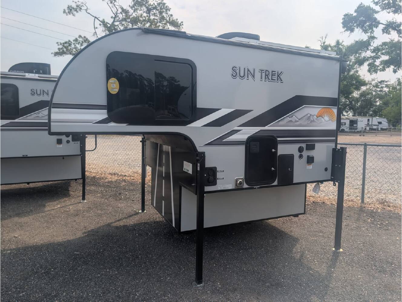 A photo of this 2026 Sunset Park SUN TREK 600