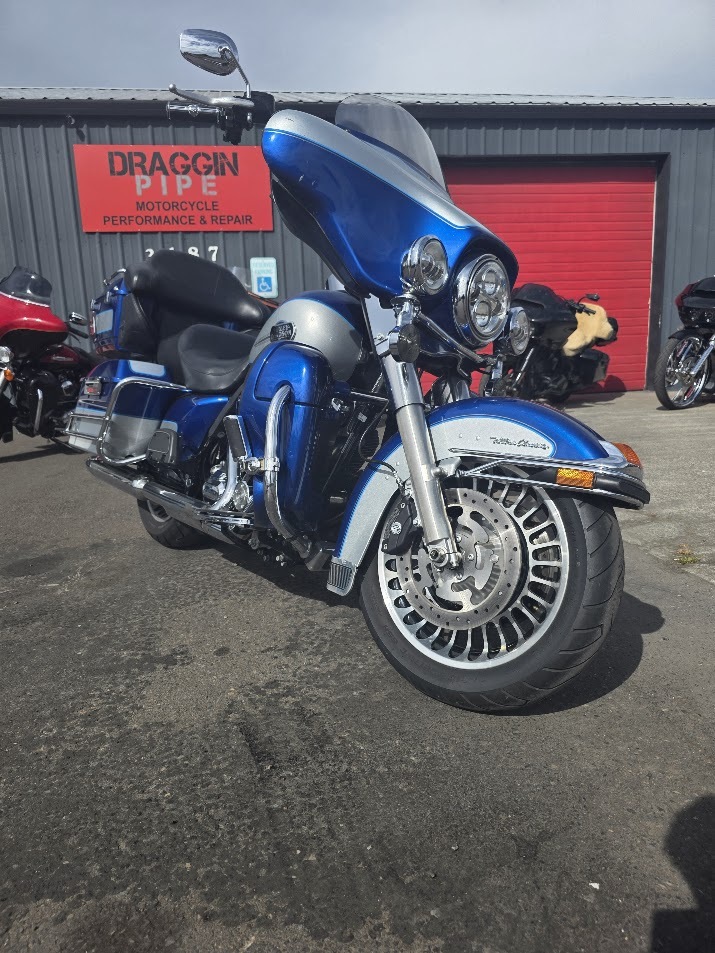 2010 Harley-Davidson ELECTRA GLIDE ULTRA CLASSIC FLHTCU ULTRA CLASSIC FLHTCU in Hubbard, OR