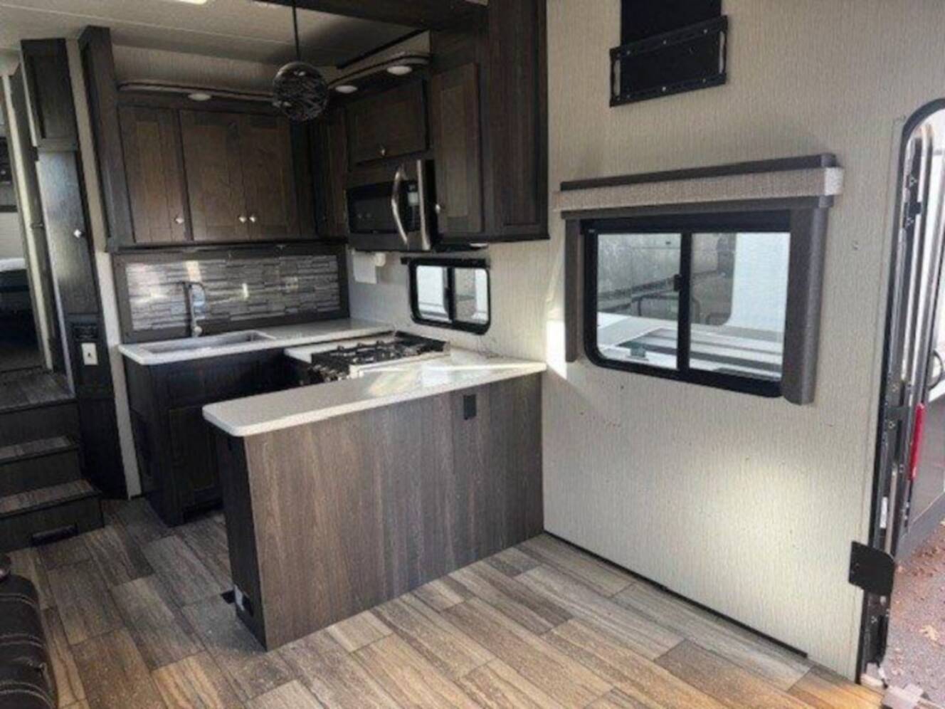 A photo of this 2020 Heartland Road Warrior RW 392