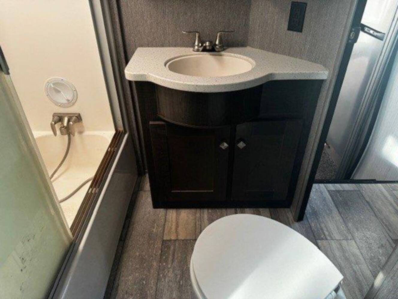 A photo of this 2020 Heartland Road Warrior RW 392