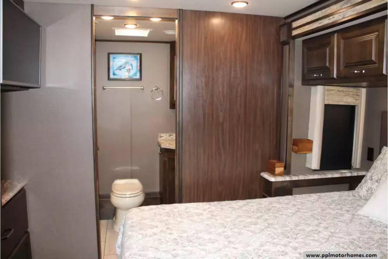 A photo of this 2019 Tiffin Allegro Open Road 36LA