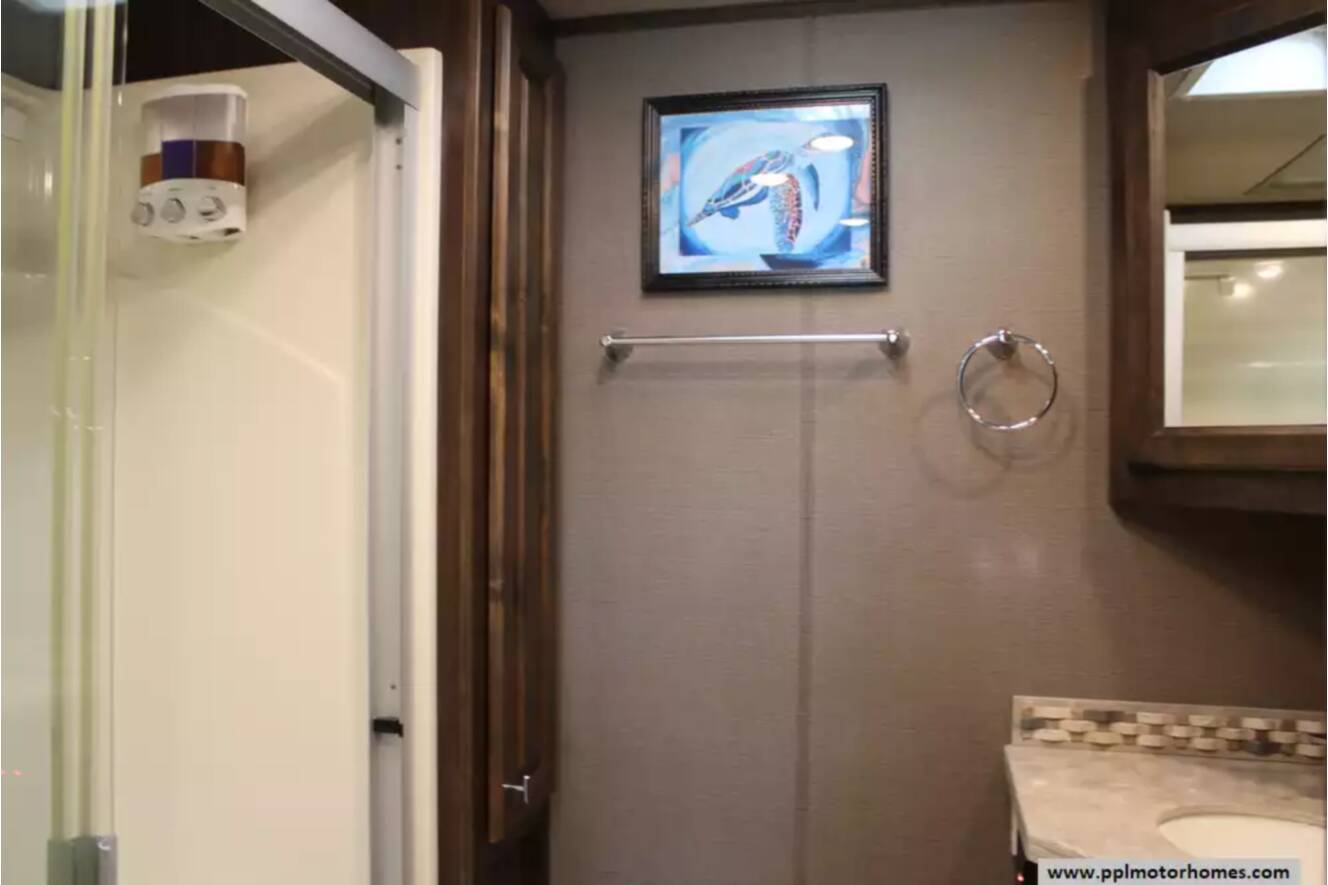 A photo of this 2019 Tiffin Allegro Open Road 36LA