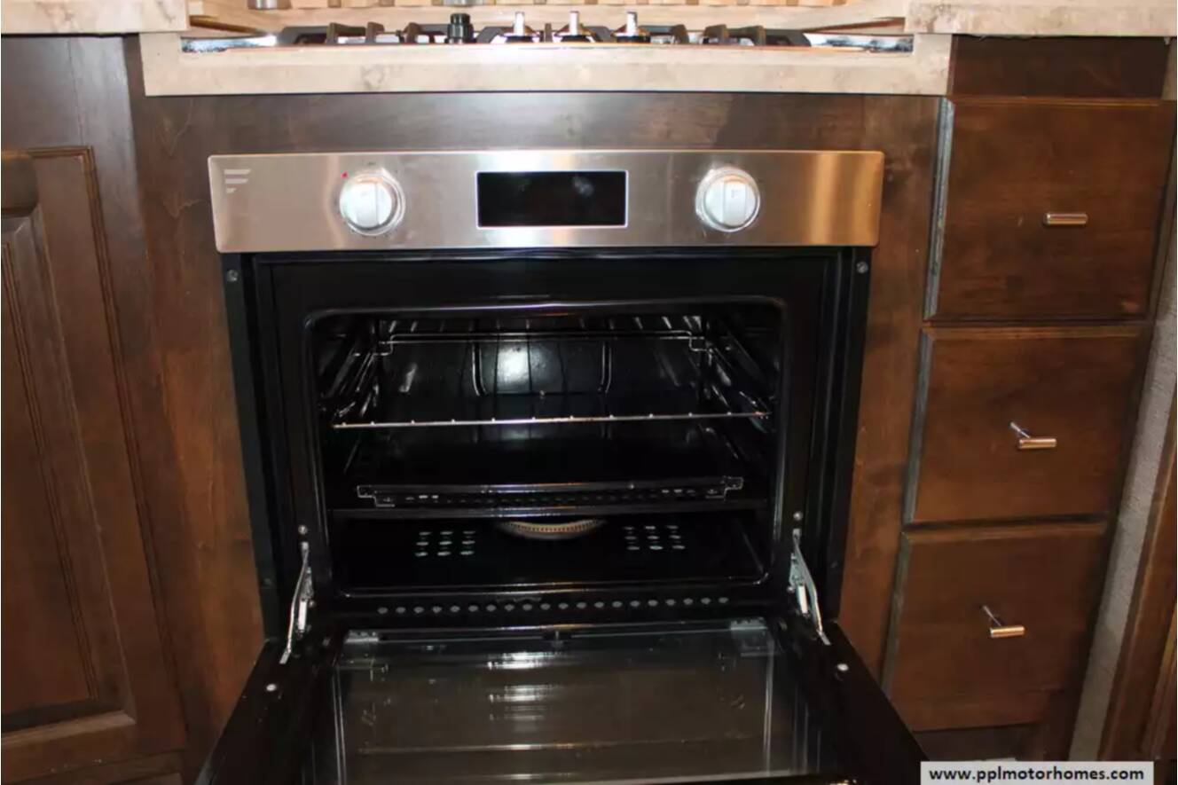 A photo of this 2019 Tiffin Allegro Open Road 36LA
