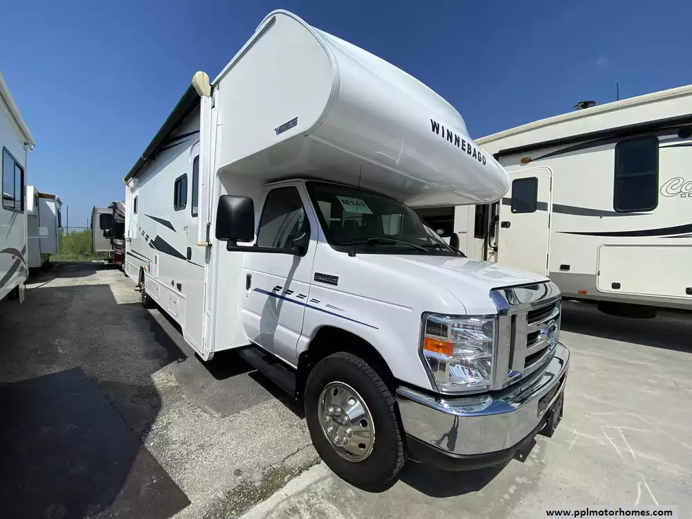 2018 Winnebago Outlook 31N in new braunfels TX