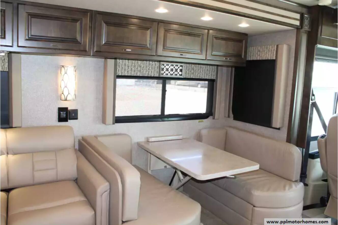 A photo of this 2019 Tiffin Allegro Open Road 36LA