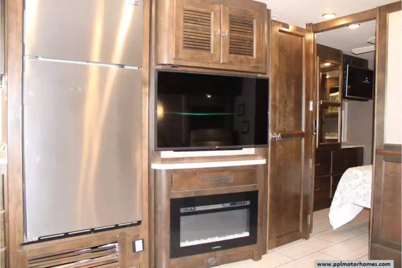A photo of this 2019 Tiffin Allegro Open Road 36LA