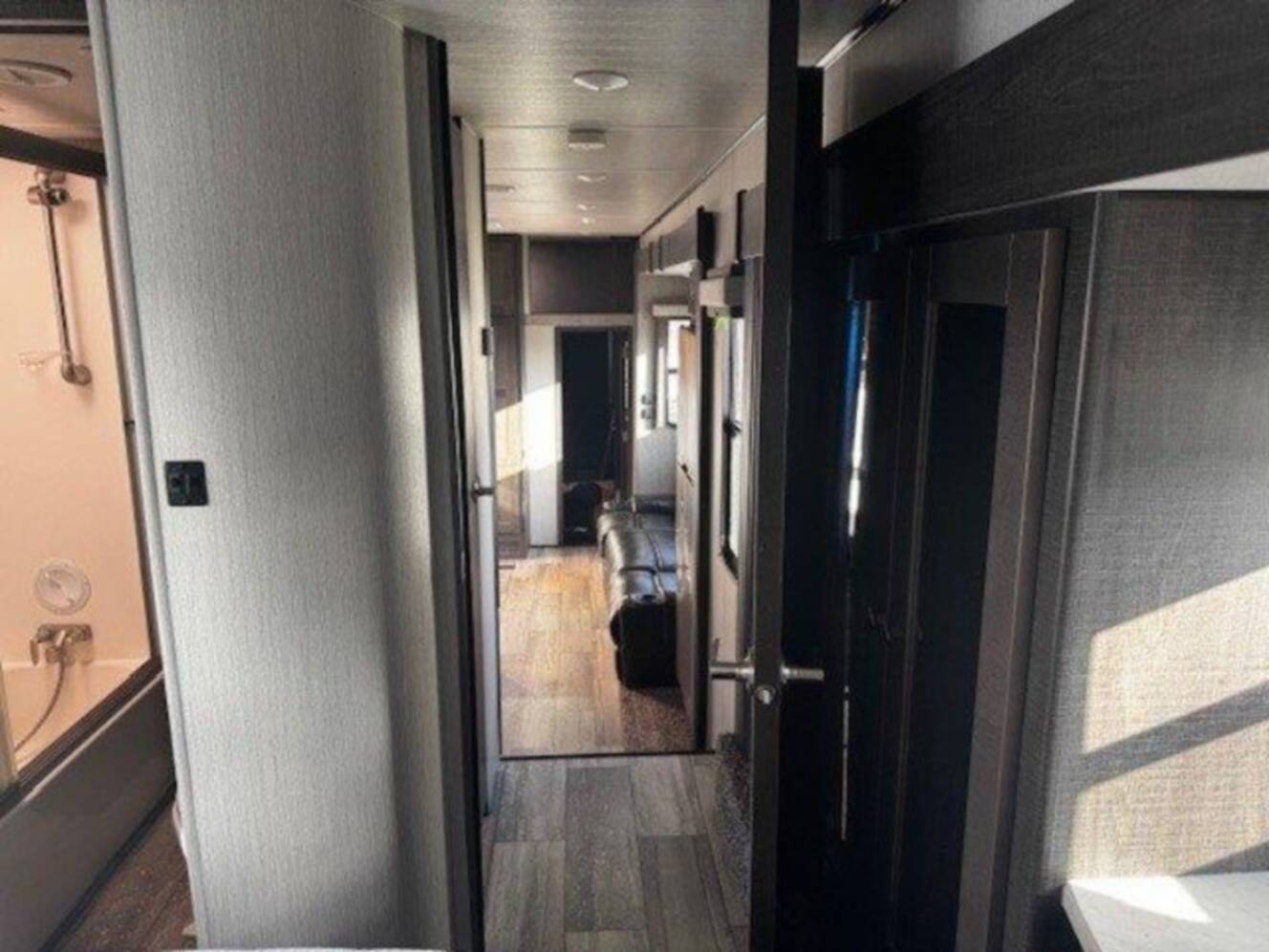 A photo of this 2020 Heartland Road Warrior RW 392