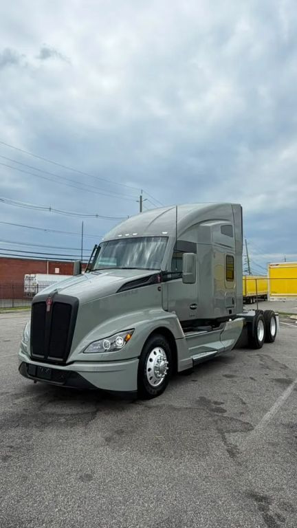 2023 Kenworth T600 in Linden, NJ