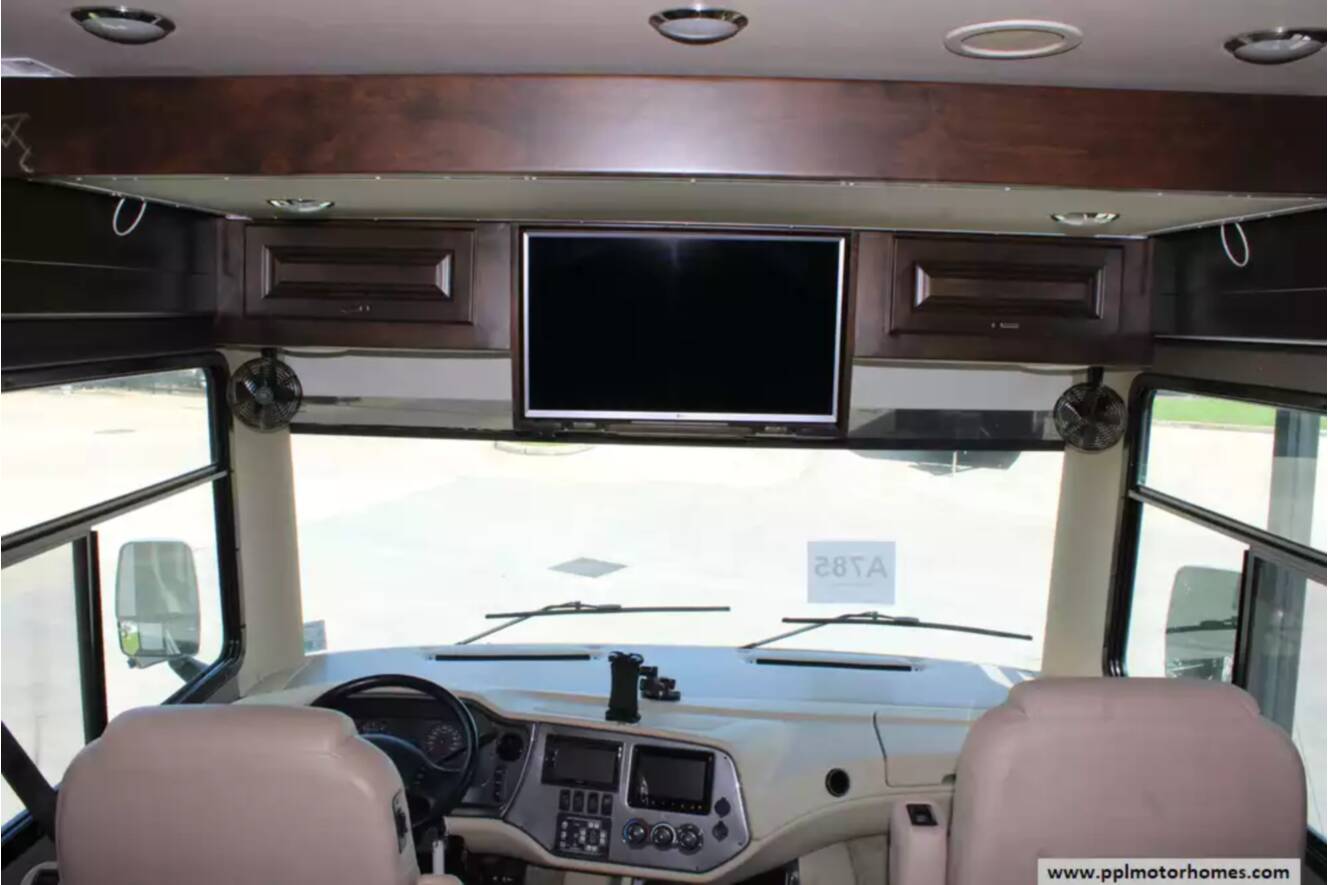 A photo of this 2019 Tiffin Allegro Open Road 36LA