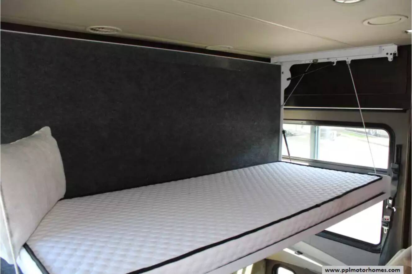 A photo of this 2019 Tiffin Allegro Open Road 36LA