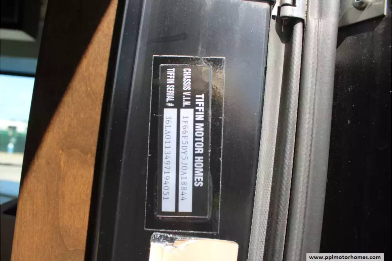 A photo of this 2019 Tiffin Allegro Open Road 36LA