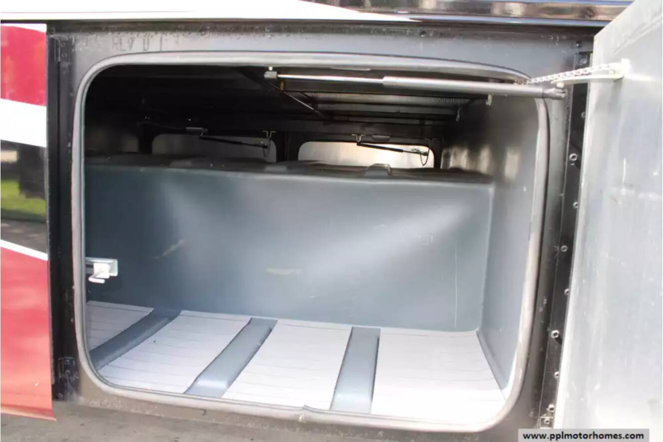 A photo of this 2019 Tiffin Allegro Open Road 36LA