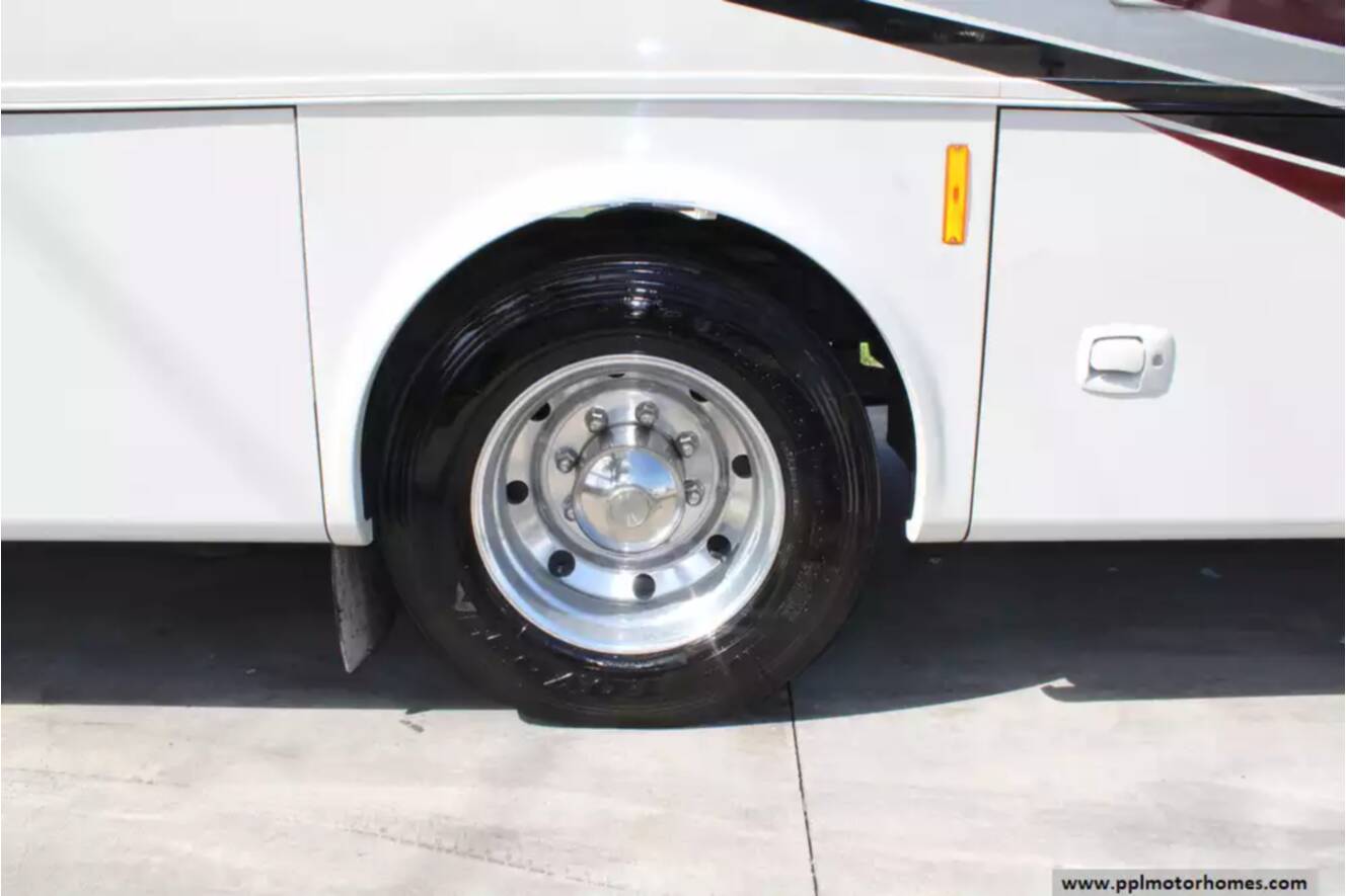 A photo of this 2019 Tiffin Allegro Open Road 36LA