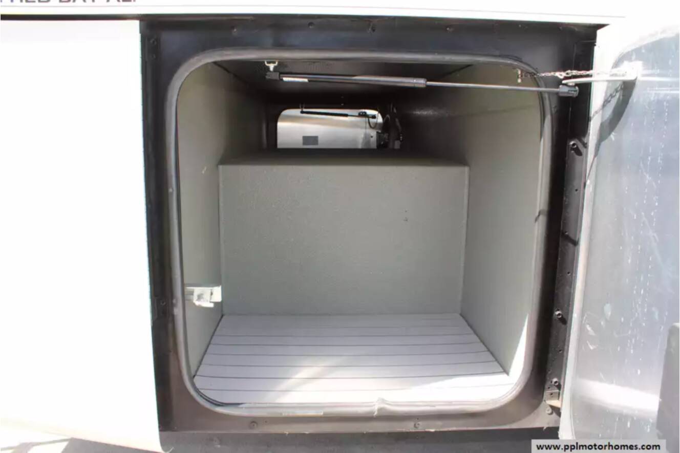 A photo of this 2019 Tiffin Allegro Open Road 36LA