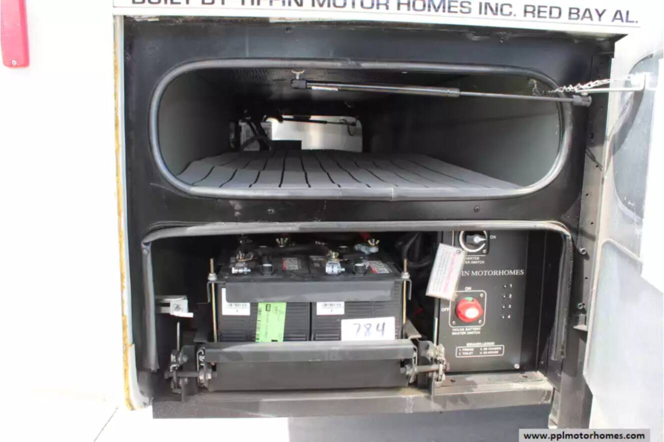 A photo of this 2019 Tiffin Allegro Open Road 36LA
