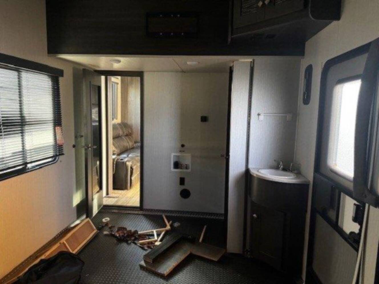 A photo of this 2020 Heartland Road Warrior RW 392