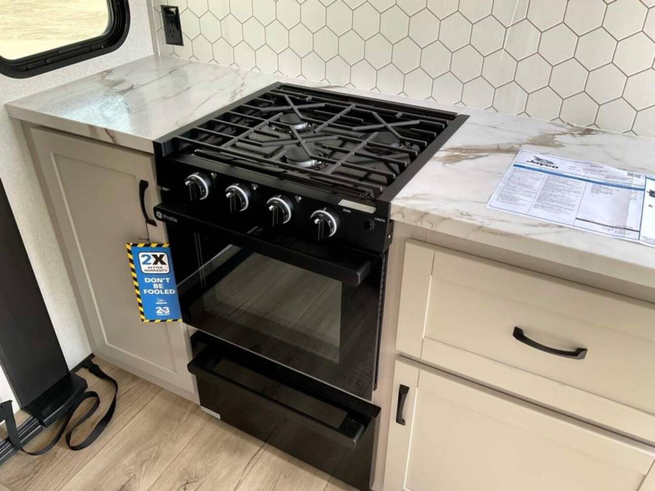 A photo of this 2026 Jayco Seismic 395