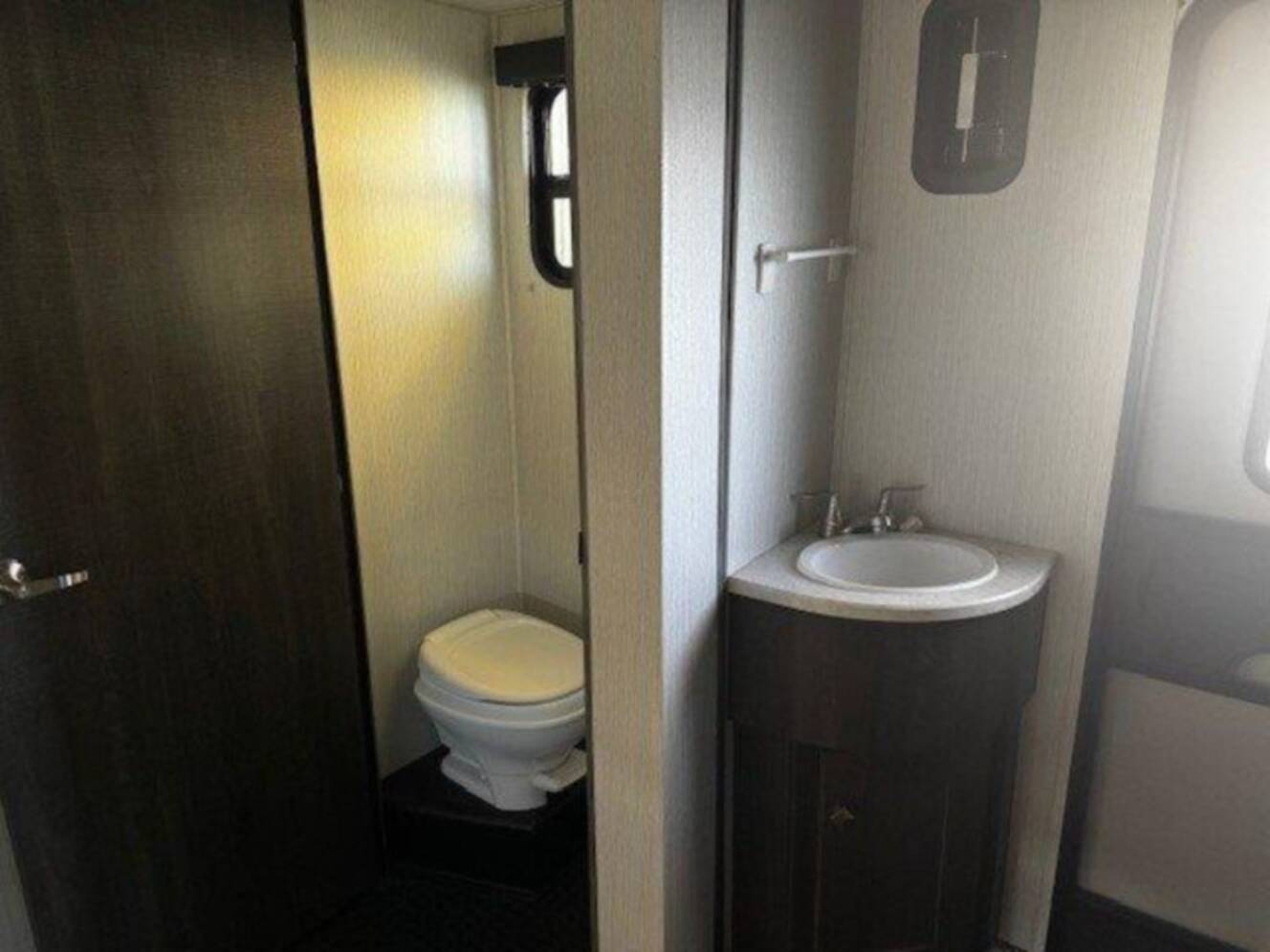 A photo of this 2020 Heartland Road Warrior RW 392
