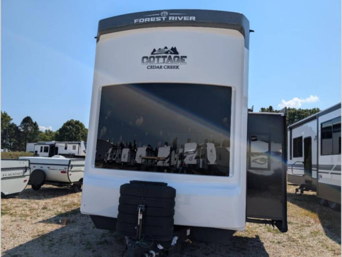 A photo of this 2026 Jayco Jay Flight SLX 140TB