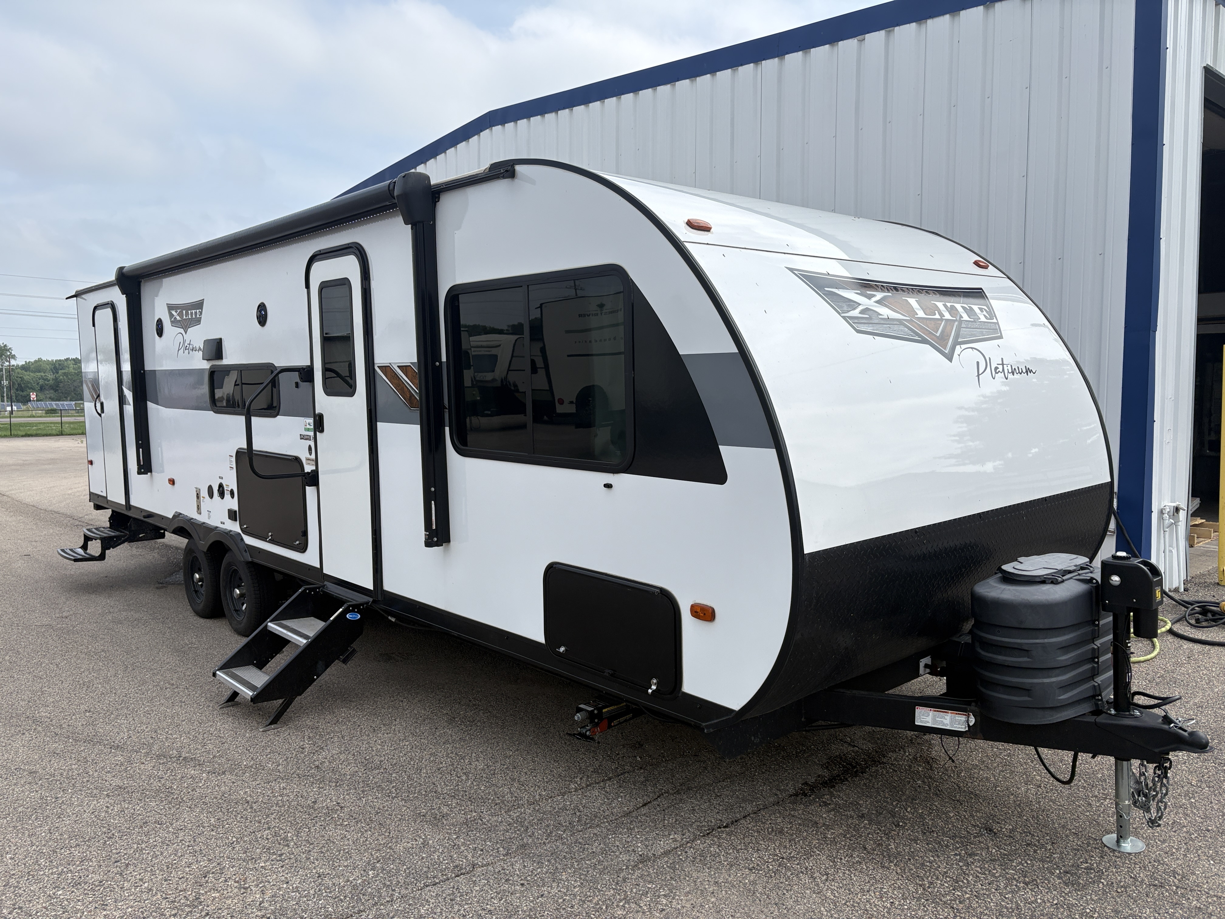 2024 Forest River Wildwood X-Lite 263BHXLX in shakopee MN