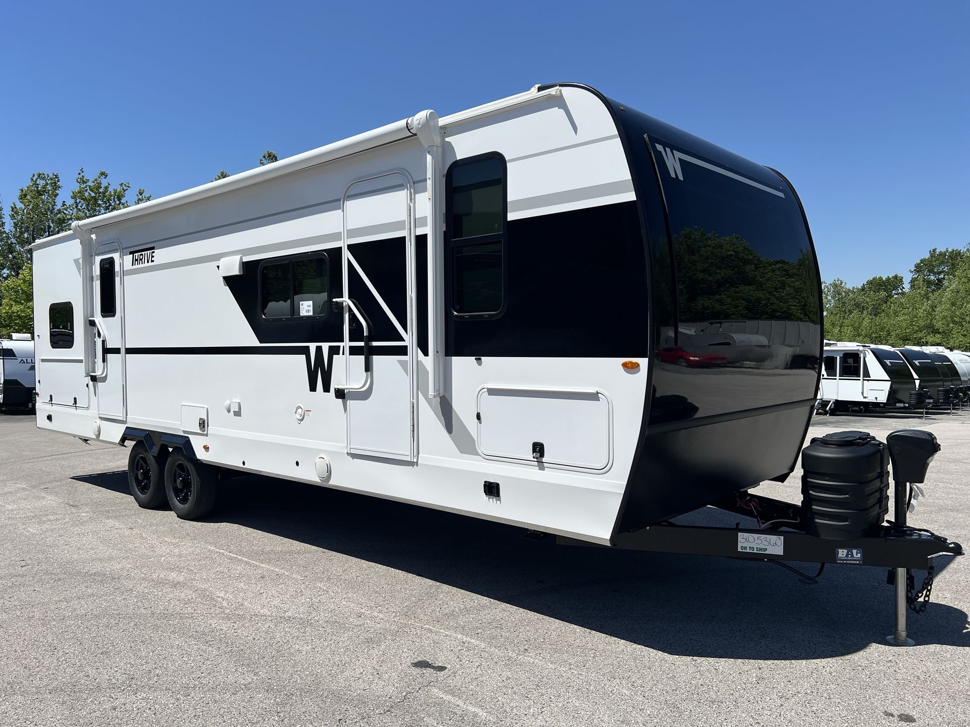 2026 Winnebago Thrive 28BHS in eureka MO