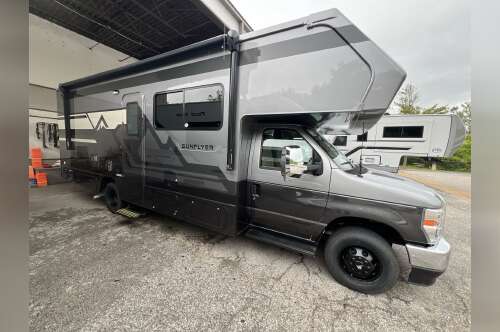 2027 Winnebago Sunflyer 26FE in eureka MO