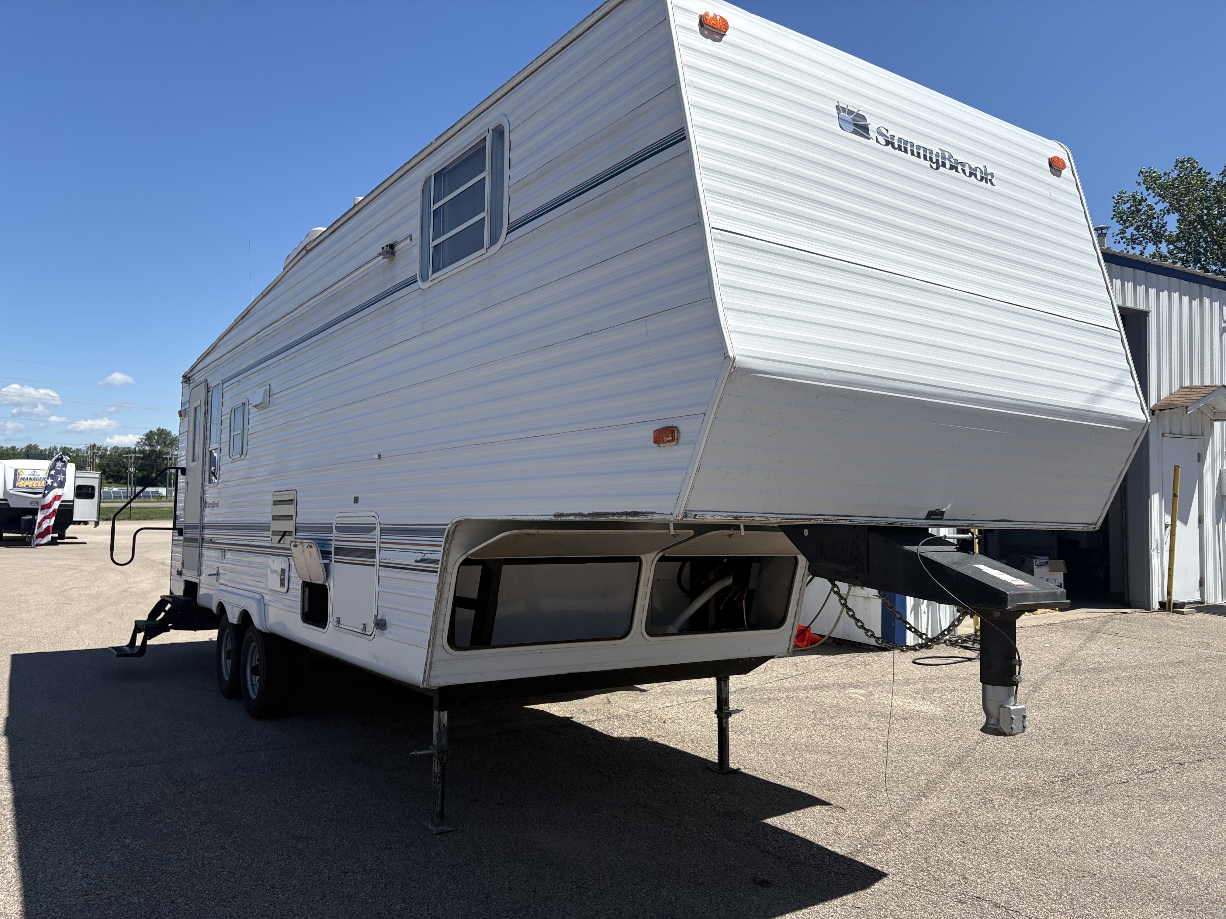 2000 Sunnybrook SUNNYBROOK 28RL-DS in shakopee MN