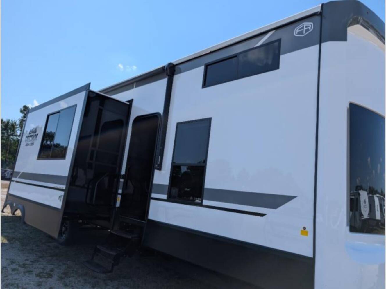 A photo of this 2026 Jayco Jay Flight SLX 140TB