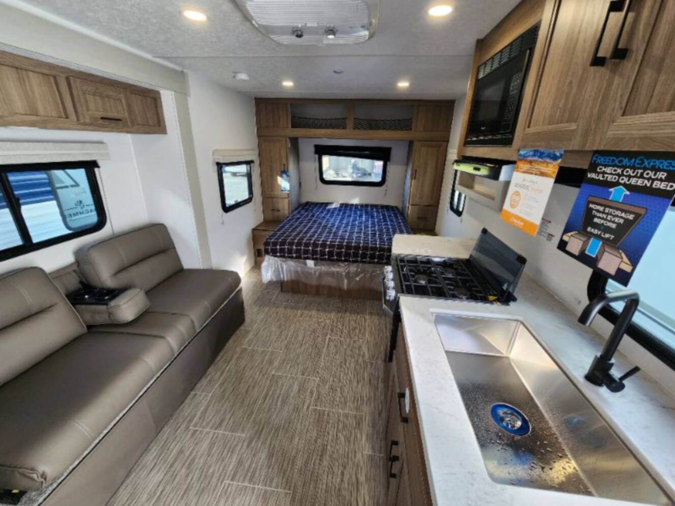 A photo of this 2025 Coachmen Freedom Express Select 19SE