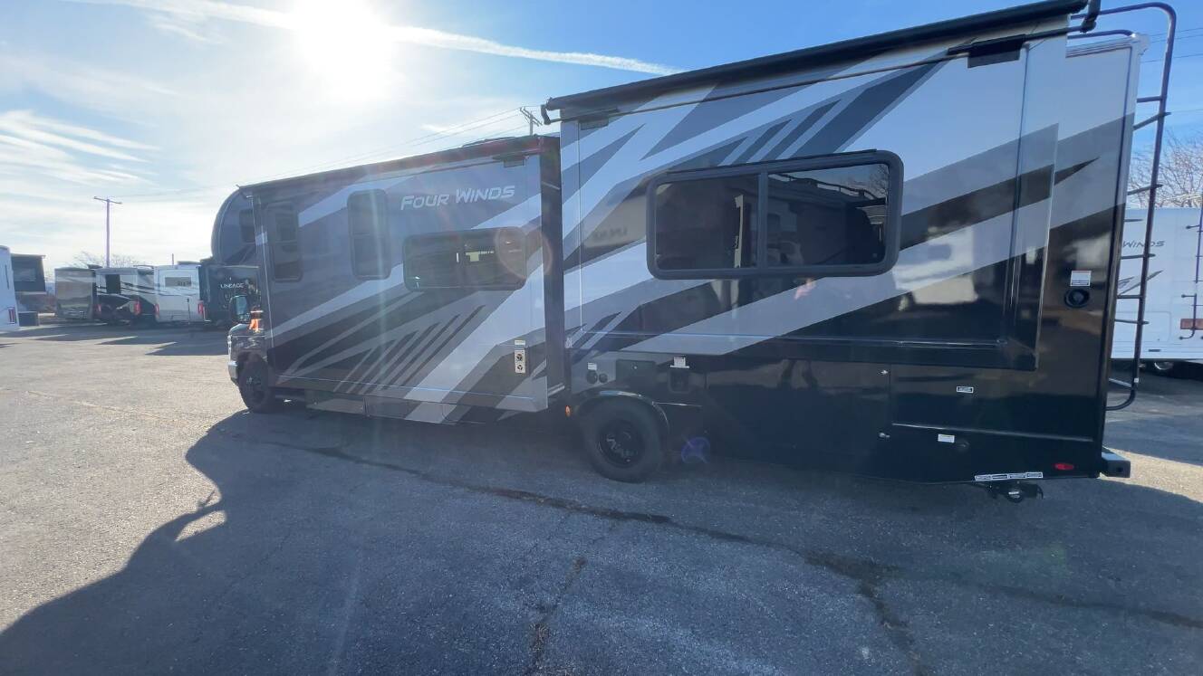 A photo of this 2026 Thor Motor Coach Four Winds 29K