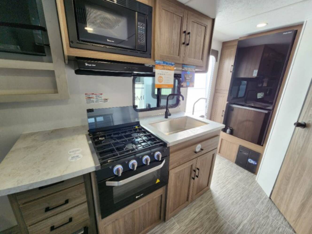 A photo of this 2025 Coachmen Freedom Express Select 19SE