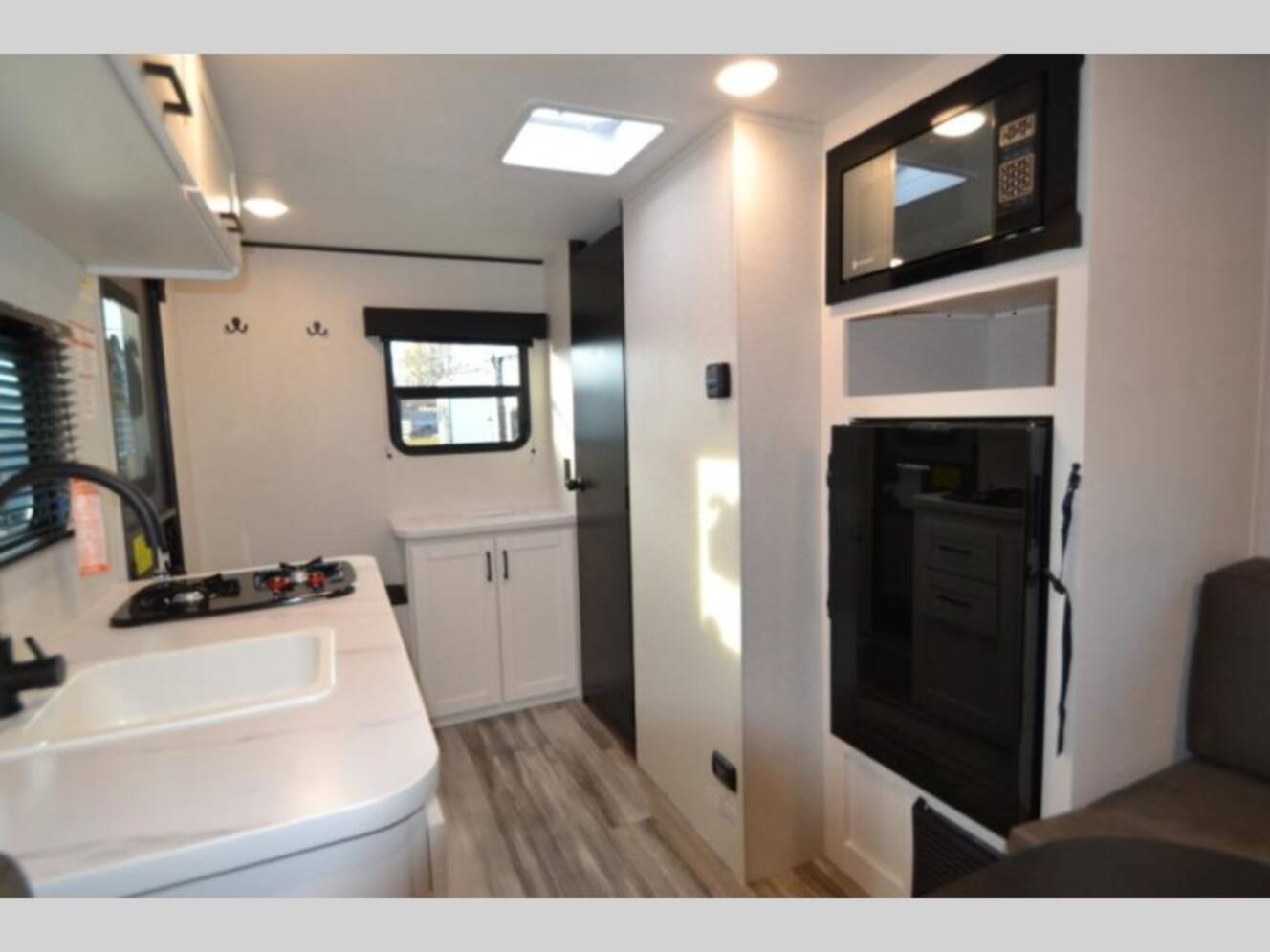 A photo of this 2026 Jayco Jay Flight SLX 140TB