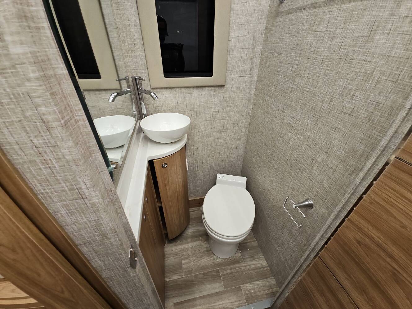 A photo of this 2026 Tiffin Motorhomes WAYFARER 25 XLW