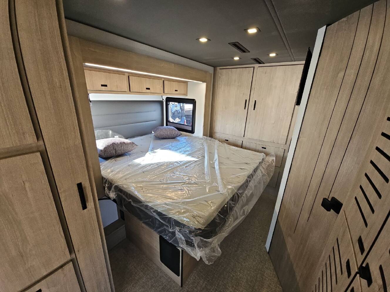 A photo of this 2026 Grand Design LINEAGE SERIES F 31ZW
