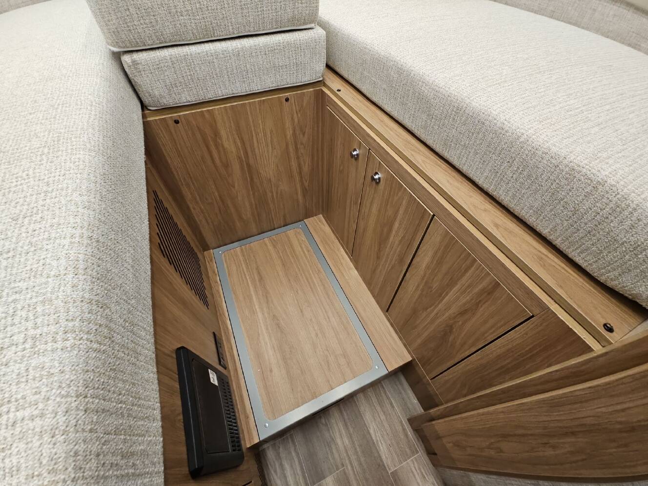 A photo of this 2026 Tiffin Motorhomes WAYFARER 25 XLW