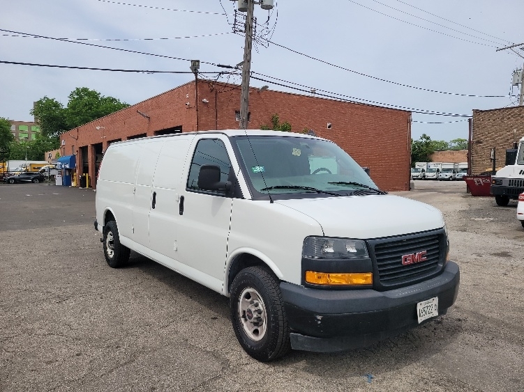 2019 GMC SAVANA in Melrose Park, IL