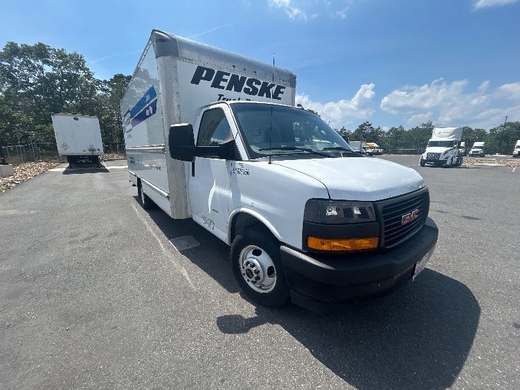 2022 GMC SAVANA in Millville, NJ