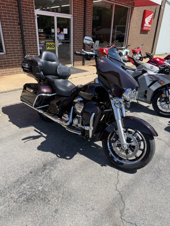 2018 Harley-Davidson Touring FLHTK - Ultra Limited ULTRA LIMITED in Greeneville, TN