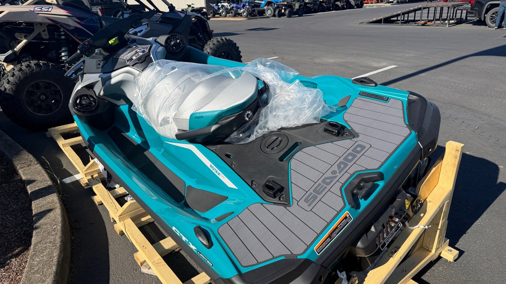2026 Sea-Doo GTX Limited 325 Limited 325 Teal Metallic LIMITED 325 in Sublimity, OR
