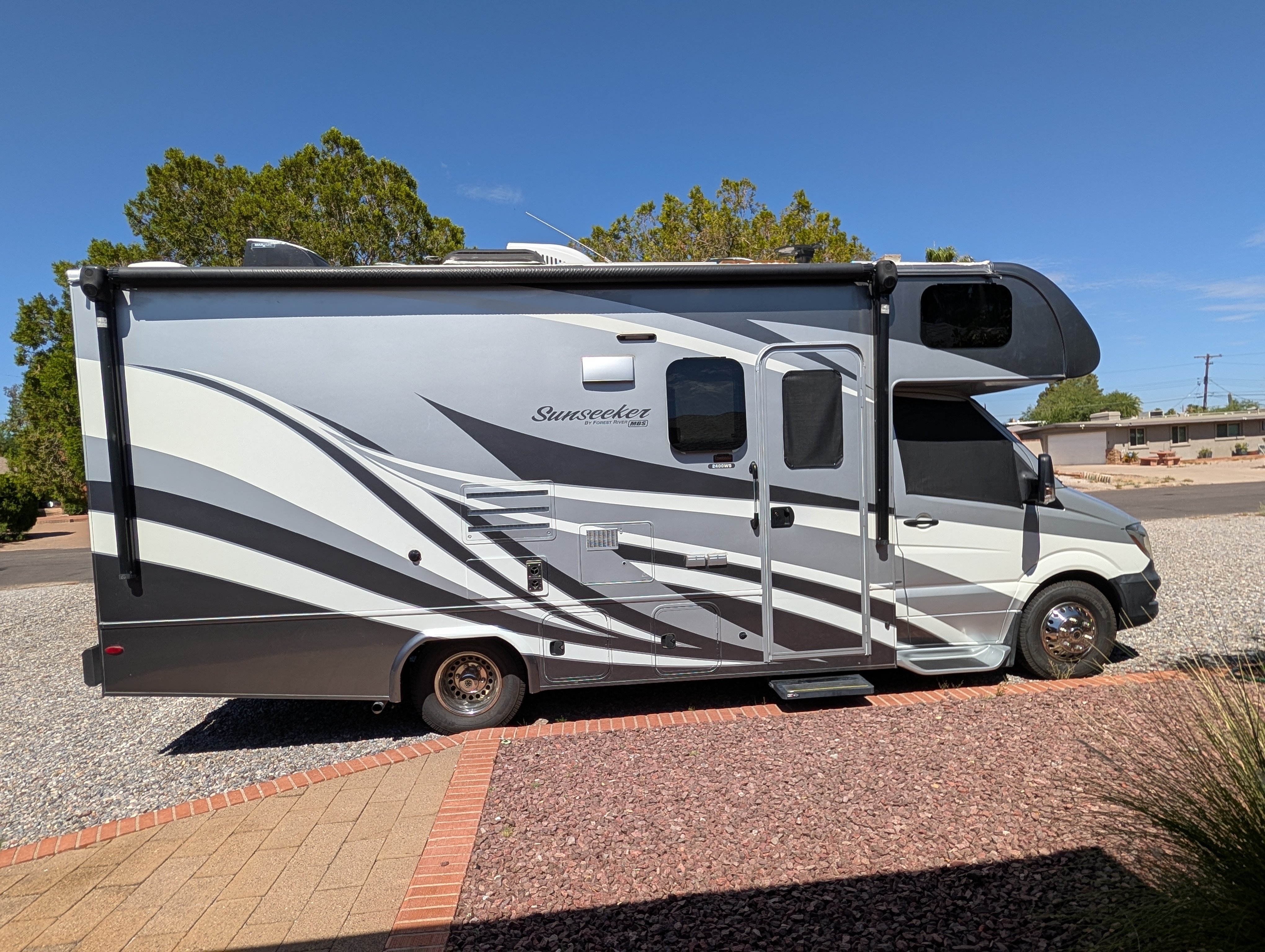 2017 Forest River SUNSEEKER MERCEDES-BENZ SERIES (MBS) 2400T in tucson AZ
