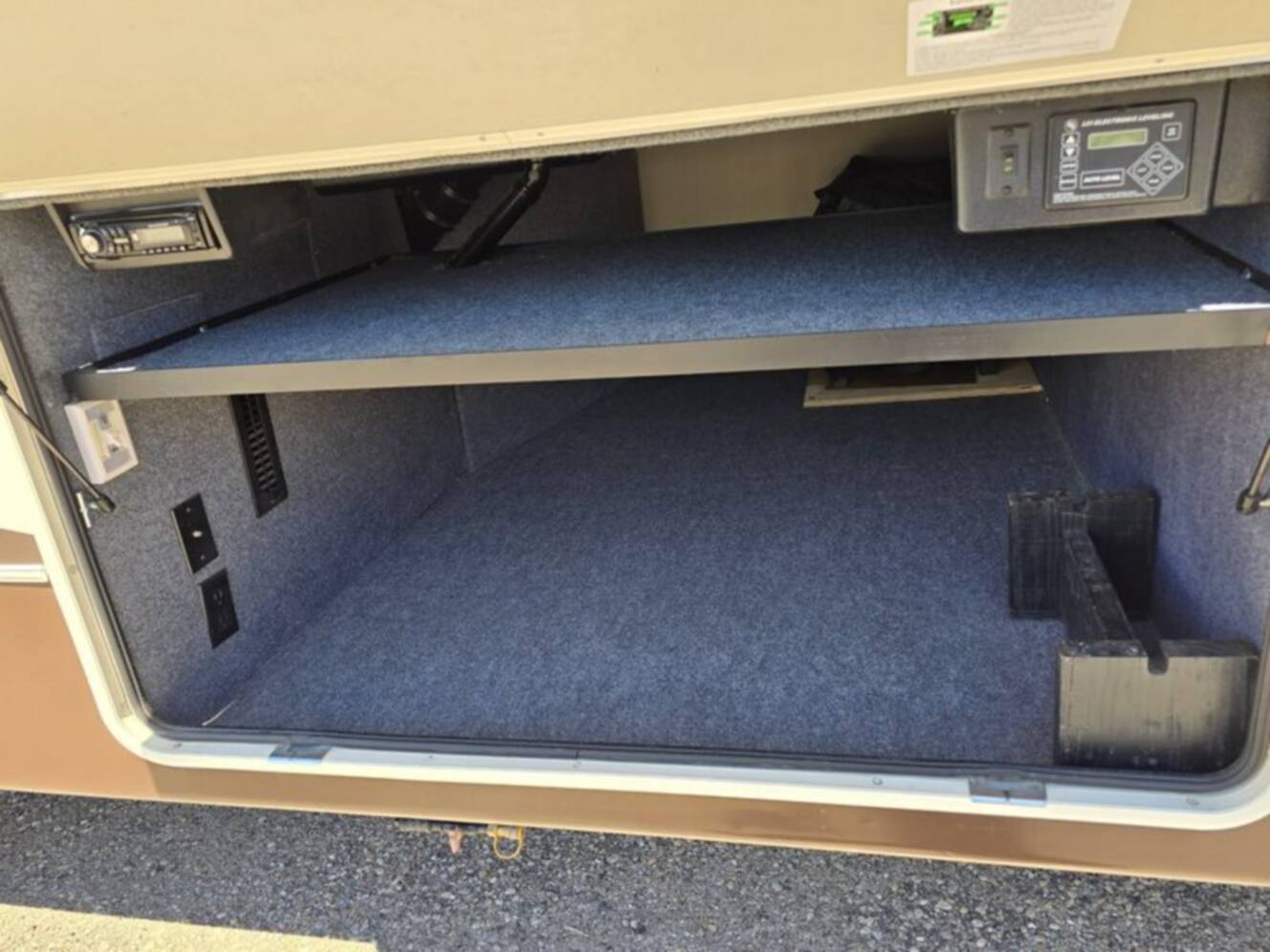 A photo of this 2015 Heartland Bighorn 3570rs