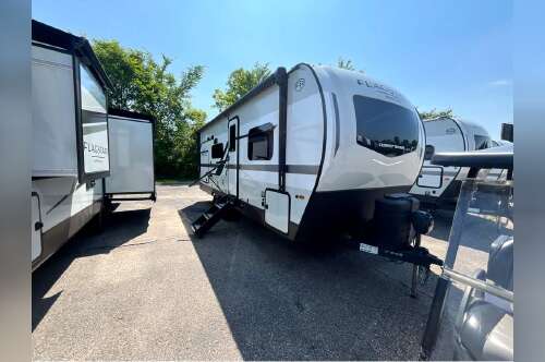 2026 Forest River Flagstaff Micro Lite 25BSDS in belleville MI