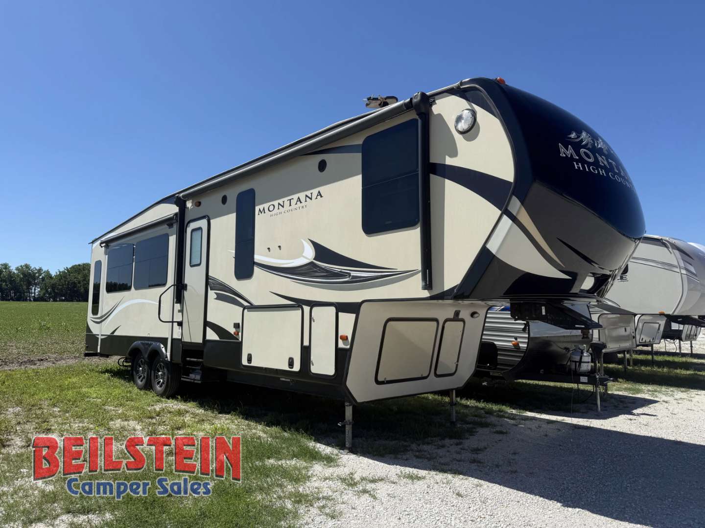 2018 Keystone Montana High Country 353RL in la grange MO