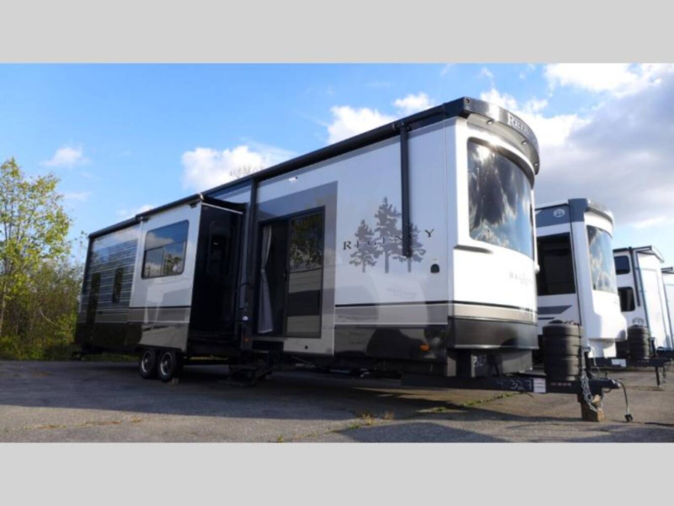 A photo of this 2025 Crossroads Redwood Regency RW3881FKL