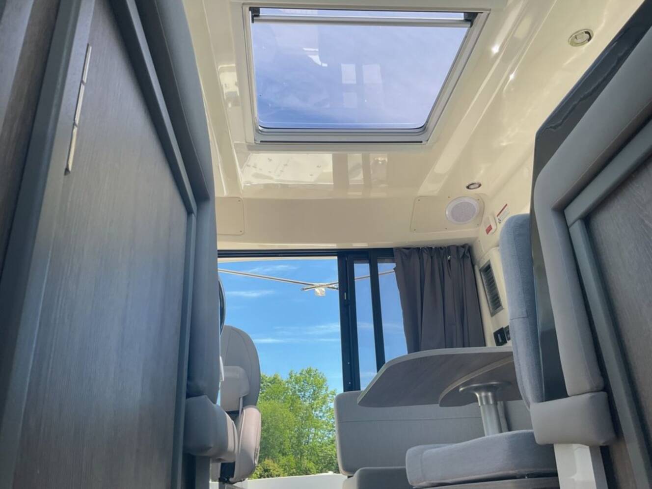 A photo of this 2026 Trophy T29 EX