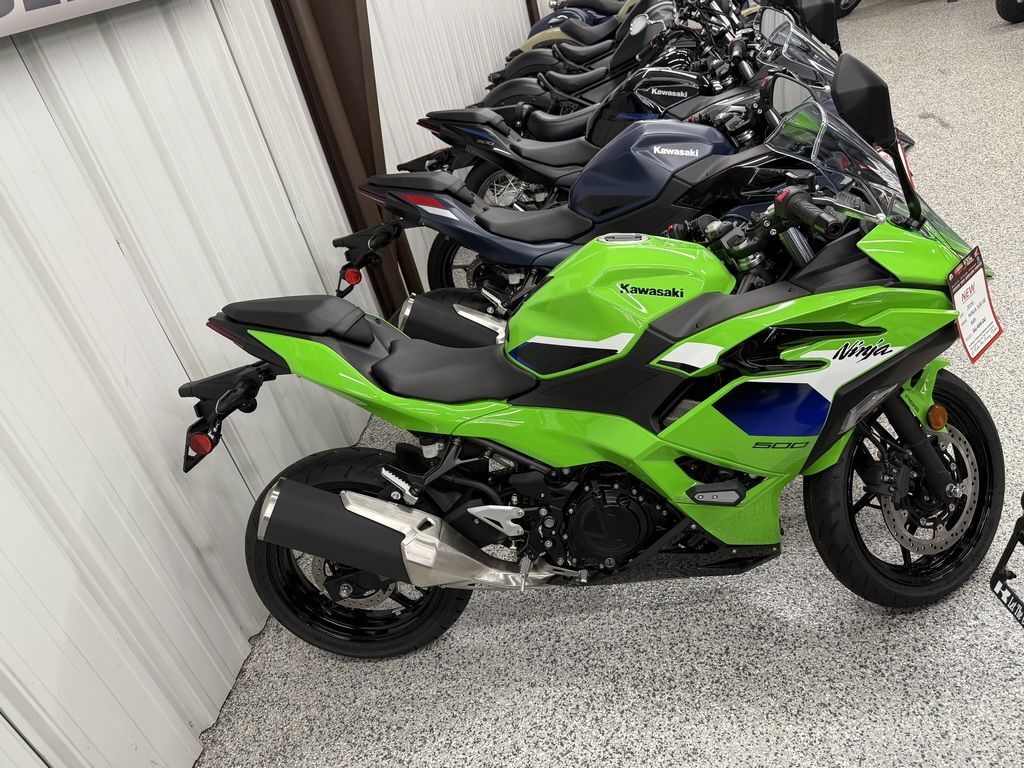 2026 Kawasaki Ninja® 500 BASE in Lake Villa, IL