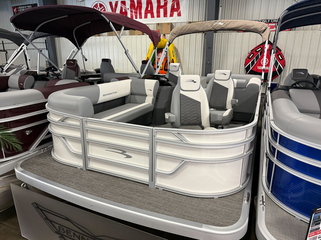 2025 Bennington S L-Bench 20 SL in wayzata MN
