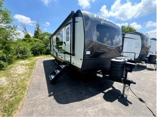 2025 FOREST RIVER FLAGSTAFF SUPER LITE 26SFK