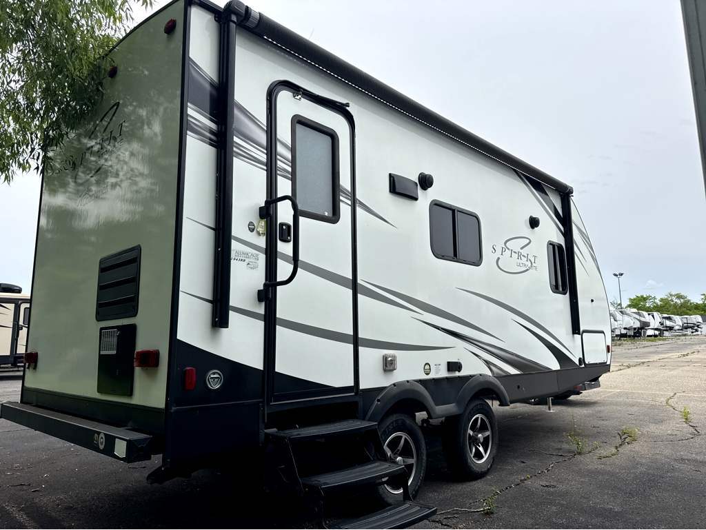 2020 Coachmen Spirit Ultra Lite 1943RB in belleville MI