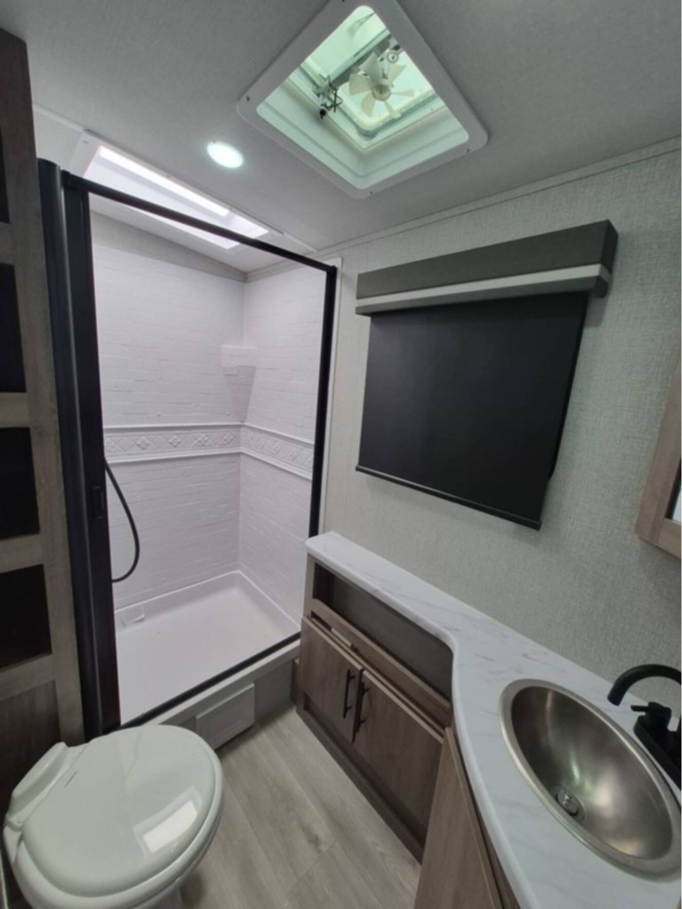 A photo of this 2025 Grand Design Imagine 2800 BH